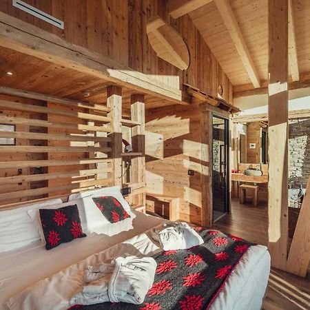 Hotel Ciasa Lorenzi Кортина д'Ампецо Екстериор снимка