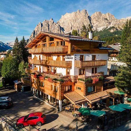 Hotel Ciasa Lorenzi Кортина д'Ампецо Екстериор снимка