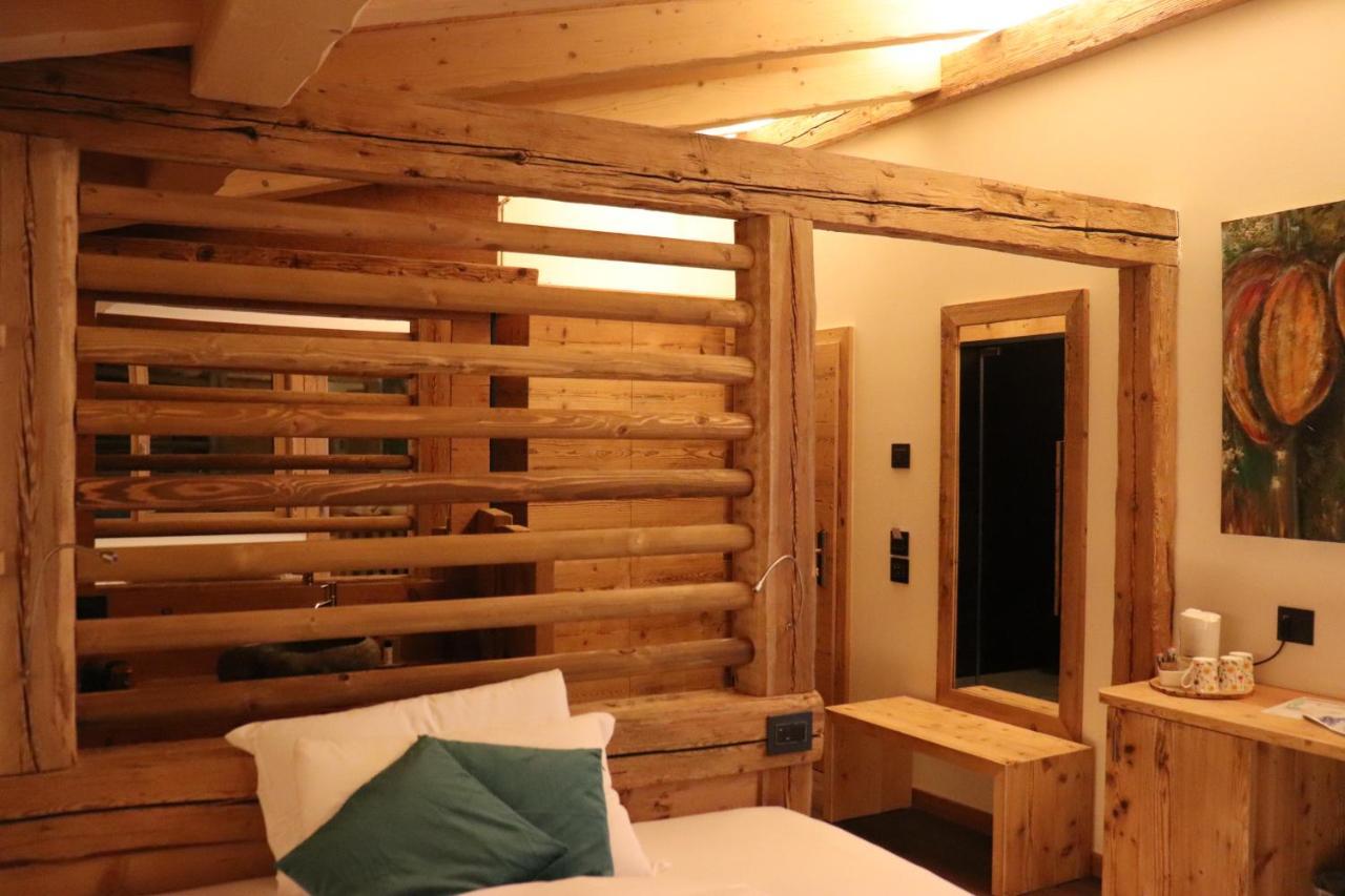 Hotel Ciasa Lorenzi Кортина д'Ампецо Екстериор снимка