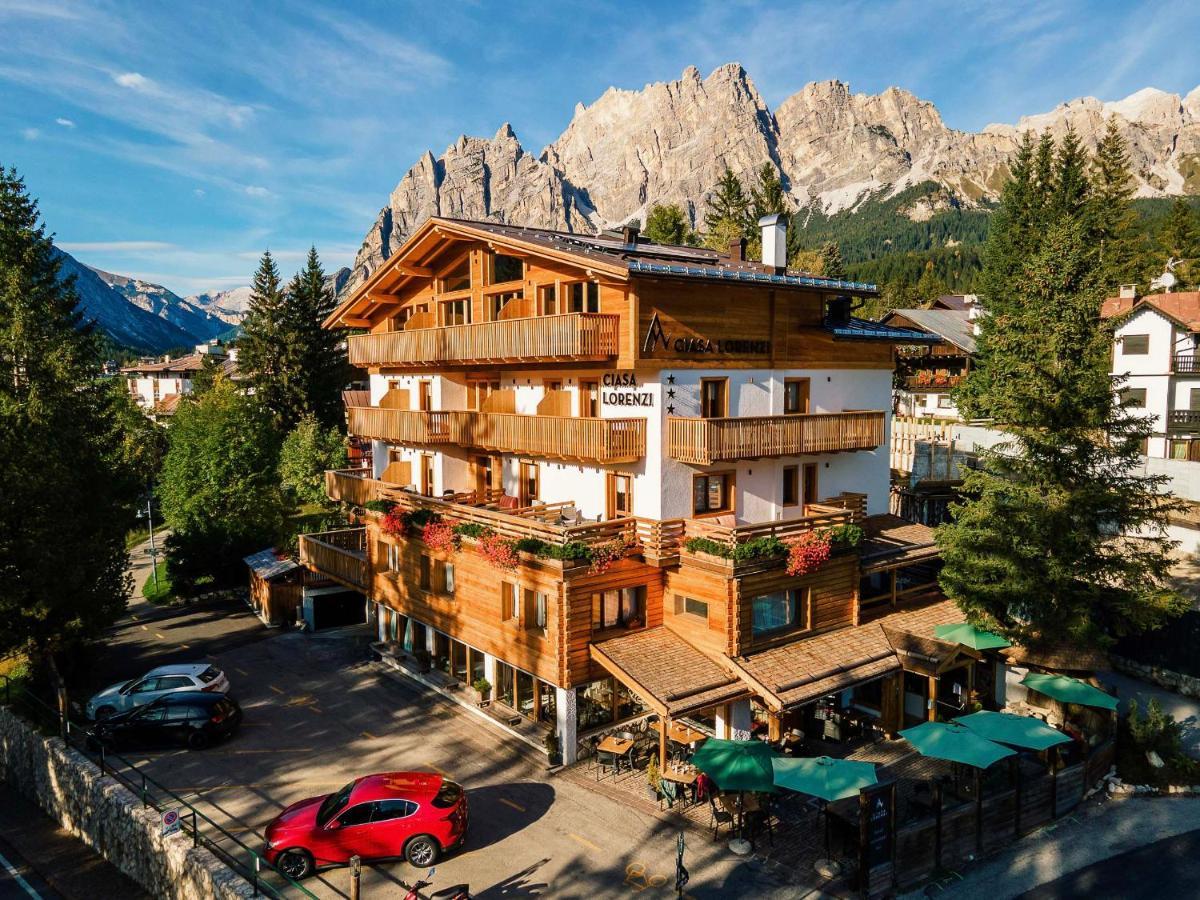 Hotel Ciasa Lorenzi Кортина д'Ампецо Екстериор снимка
