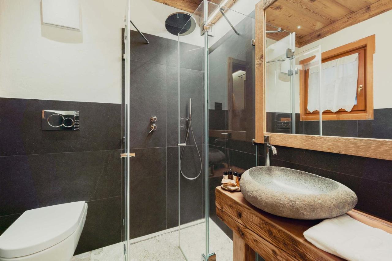 Hotel Ciasa Lorenzi Кортина д'Ампецо Екстериор снимка