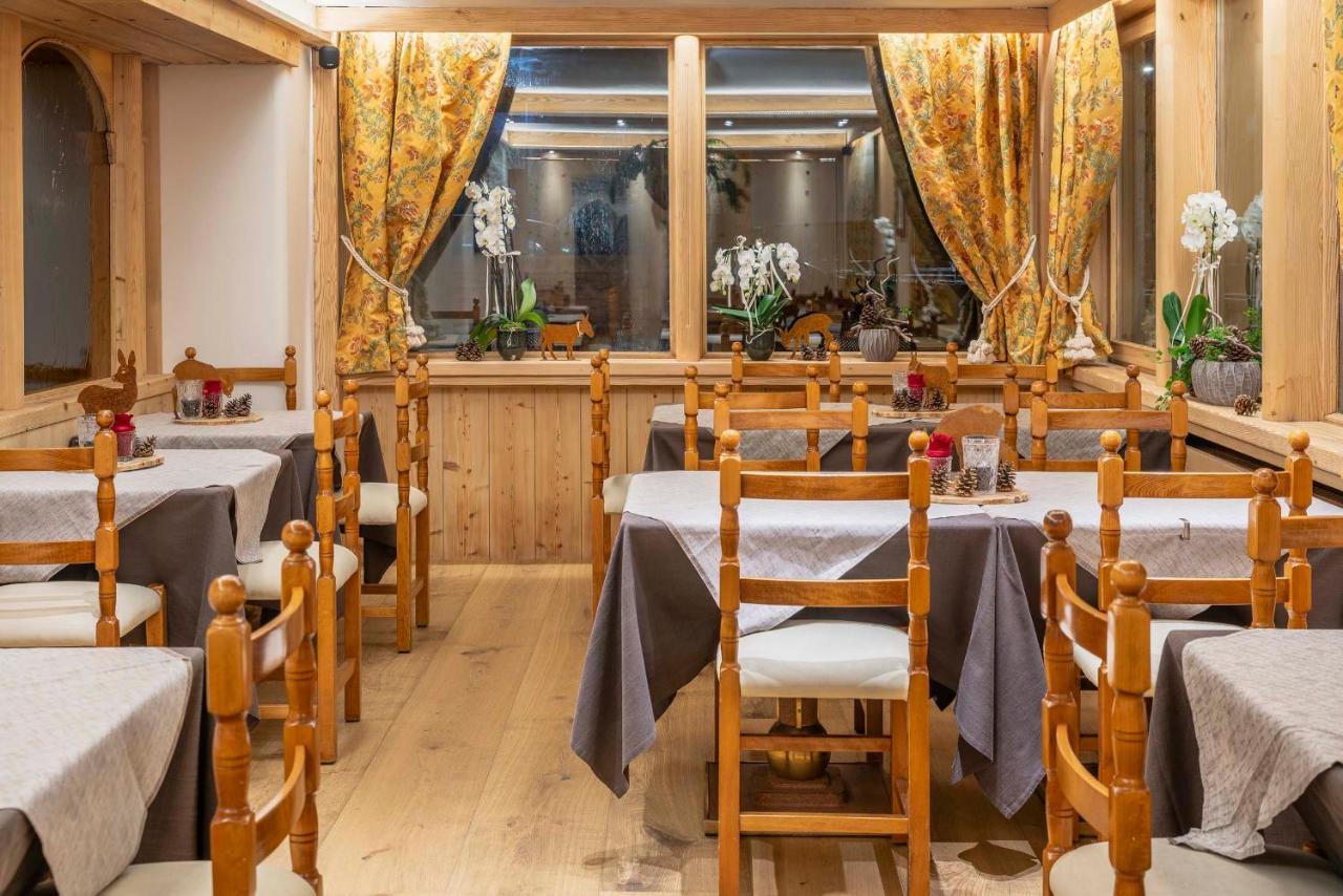 Hotel Ciasa Lorenzi Кортина д'Ампецо Екстериор снимка