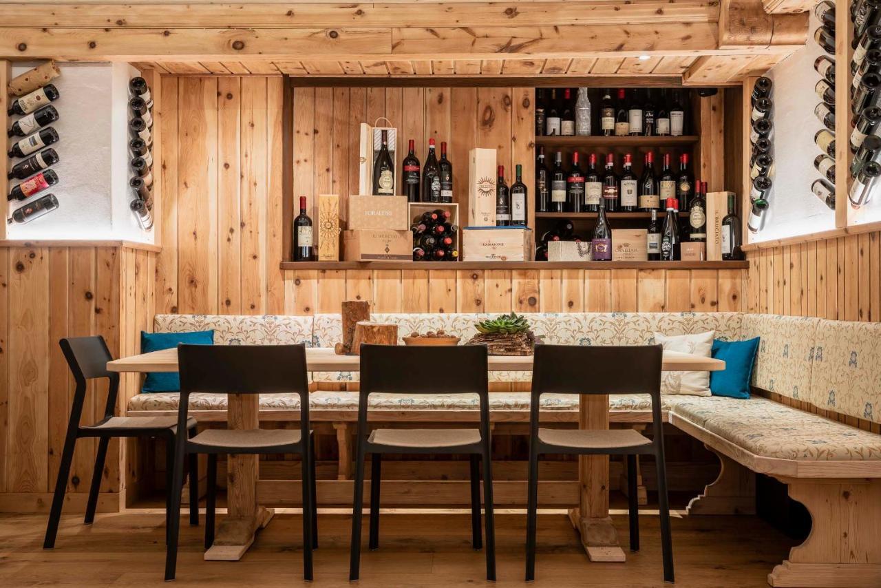 Hotel Ciasa Lorenzi Кортина д'Ампецо Екстериор снимка